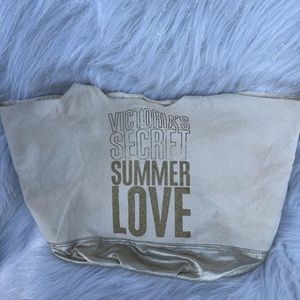 Victoria’s Secret Summer Love Tote